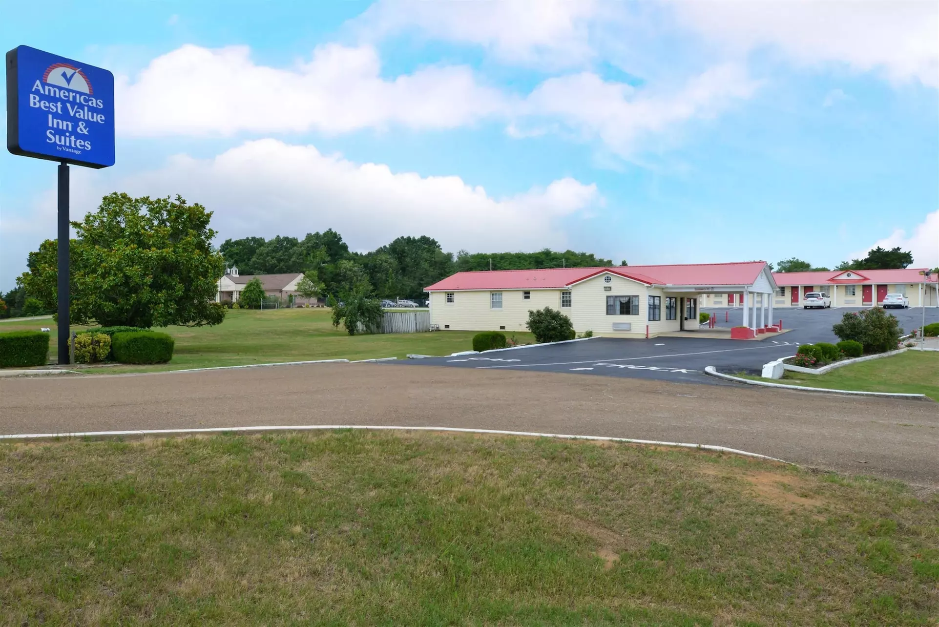 Americas Best Value Inn Wildersville - Primary Image