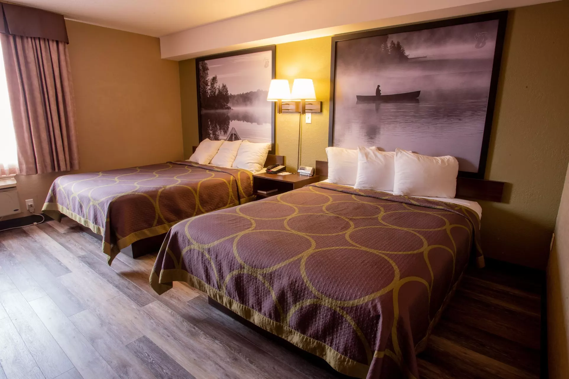 Super 8 by Wyndham Mississauga - Primary Image