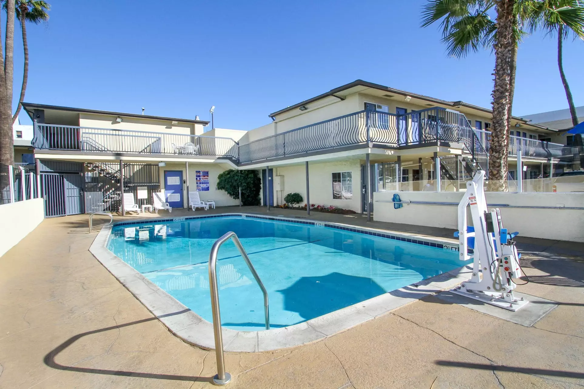 Motel 6 San Diego Airport - Harbor - Primary Image