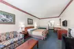 Super 8 by Wyndham Weslaco - Second Medium