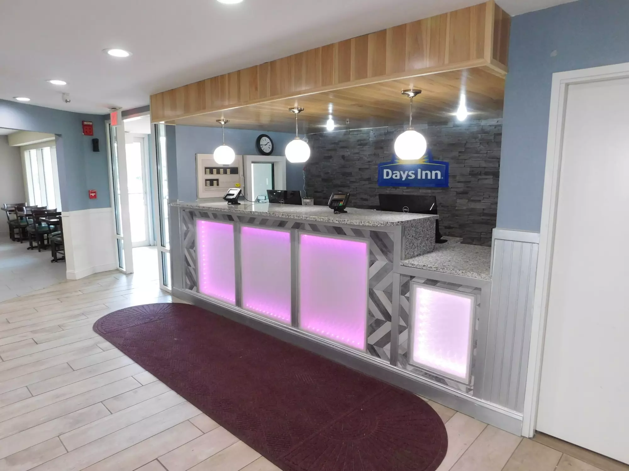 Days Inn by Wyndham West Des Moines / Clive - Primary Image