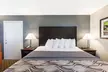 Days Inn by Wyndham Ennis - Second Medium