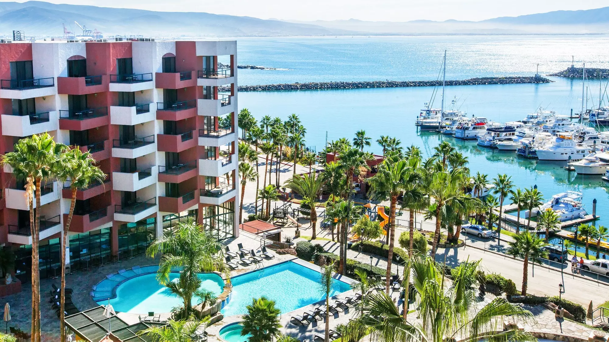 Hotel Coral And Marina - Primary Image
