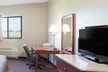 Super 8 by Wyndham Iola KS - Second Medium