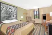 Super 8 by Wyndham Mt Pleasant - Second Medium