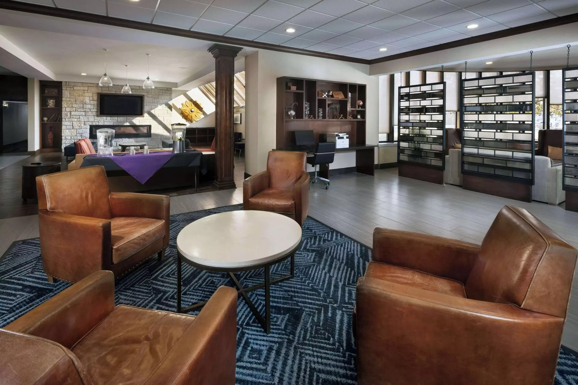 DoubleTree by Hilton Manhattan, KS - Primary Image