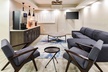 Hollywood Inn Suites Hotel - Second Medium