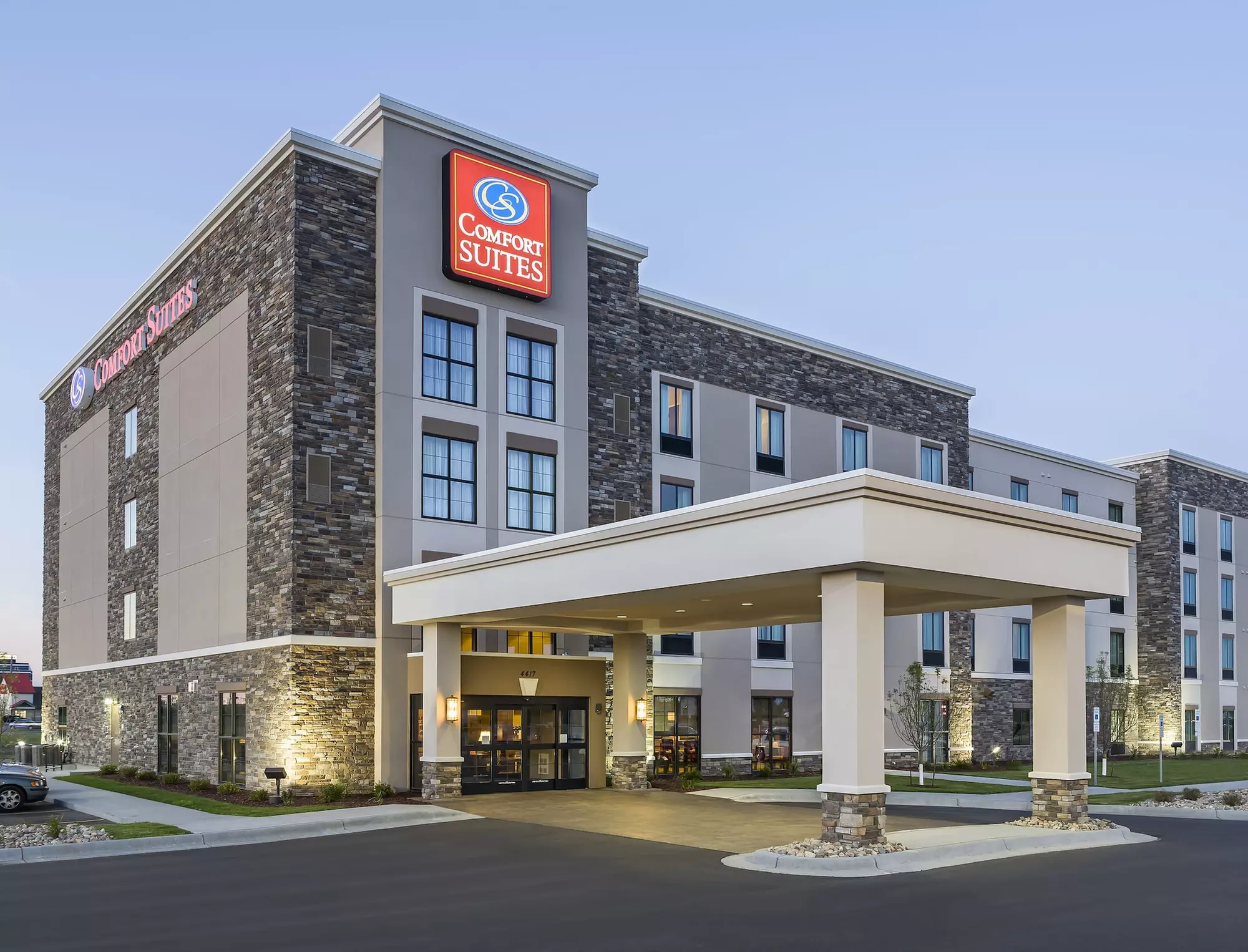 Comfort Suites Fargo Medical Center - Primary Image