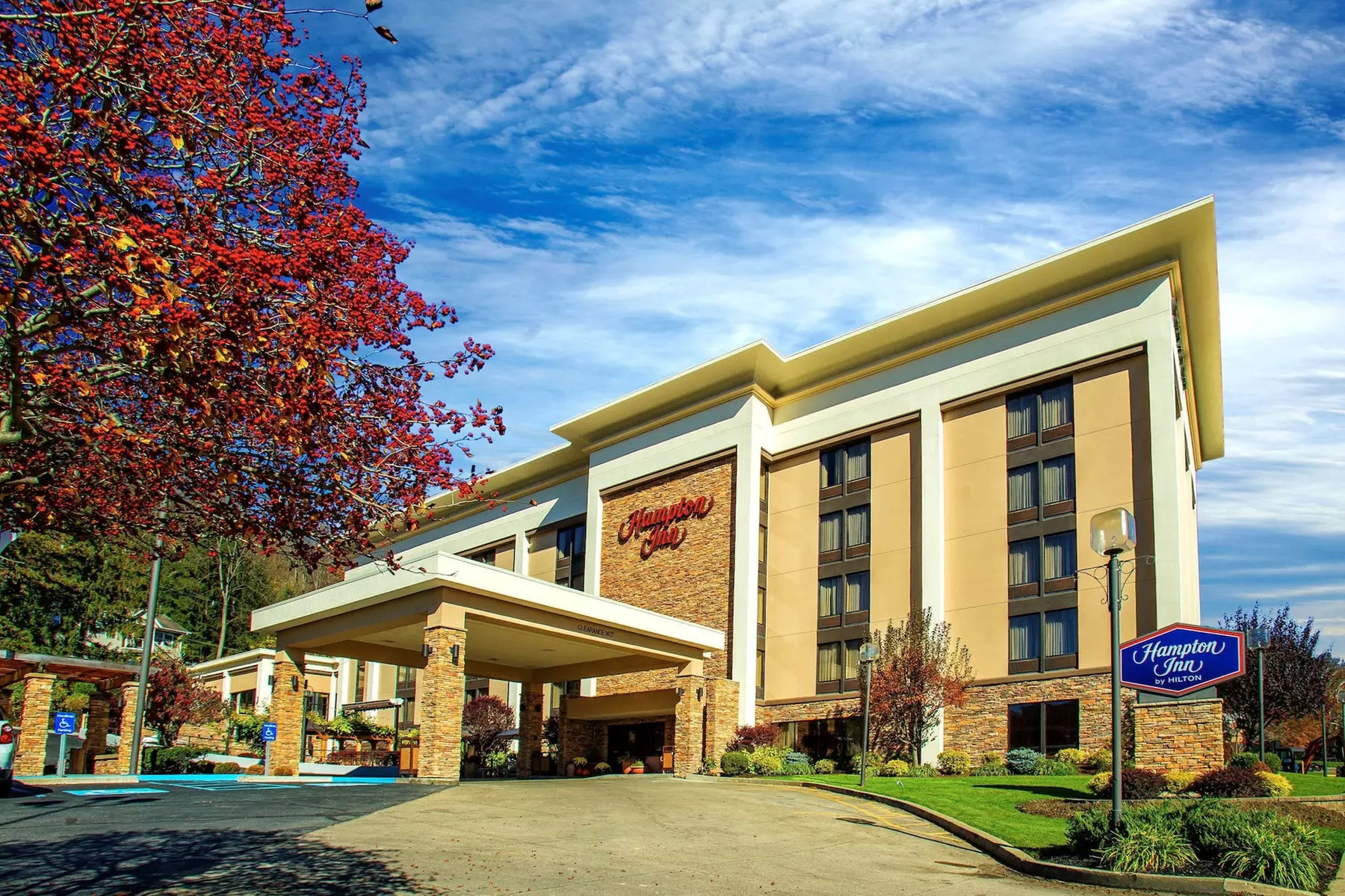 Hampton Inn Wheeling - Primary Image