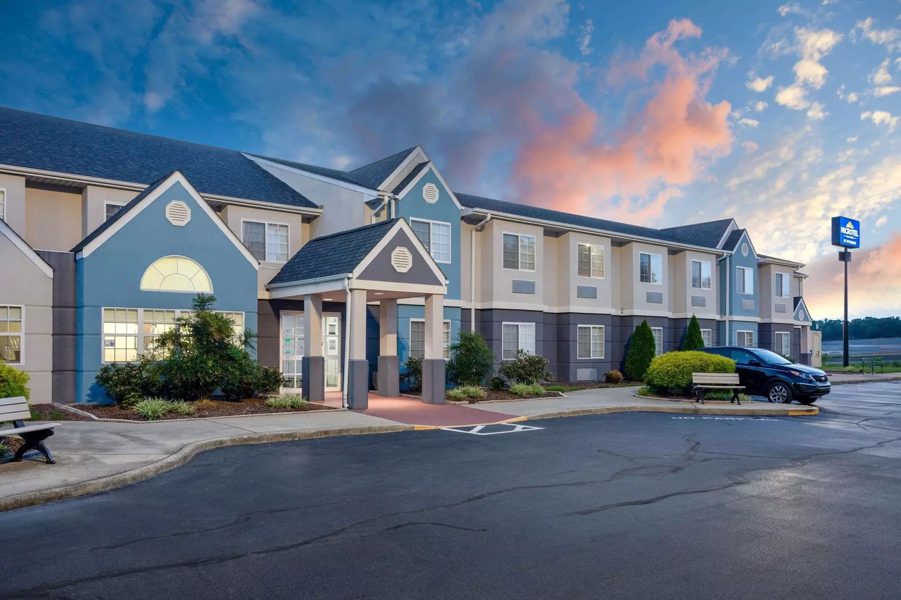 Microtel Inn & Suites by Wyndham Burlington - Primary Image