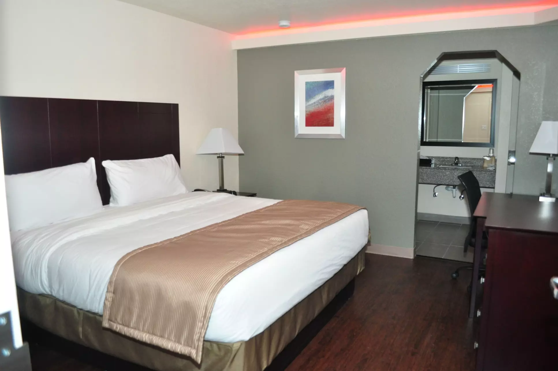 Trinity Suites Downtown Dallas - Primary Image