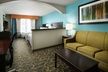Holiday Inn Express & Suites DFW - Grapevine by IHG - Second Medium