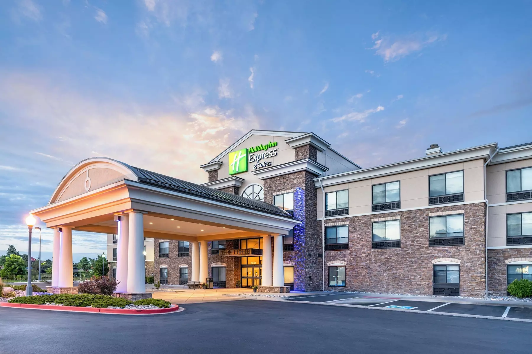Holiday Inn Express & Suites Colorado Springs First & Main by IHG - Primary Image