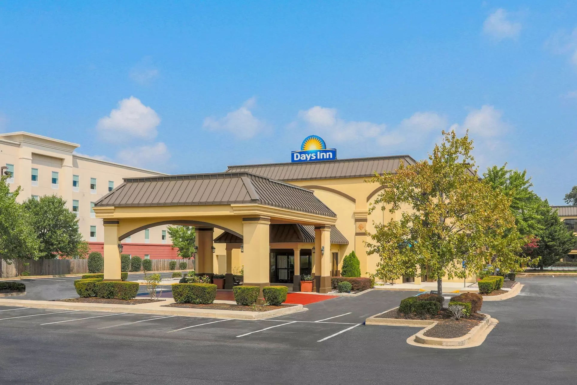 Days Inn by Wyndham Newark Wilmington - Primary Image