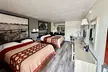Super 8 by Wyndham Athens TX - Second Medium