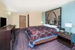 Super 8 by Wyndham Okawville - Second Medium