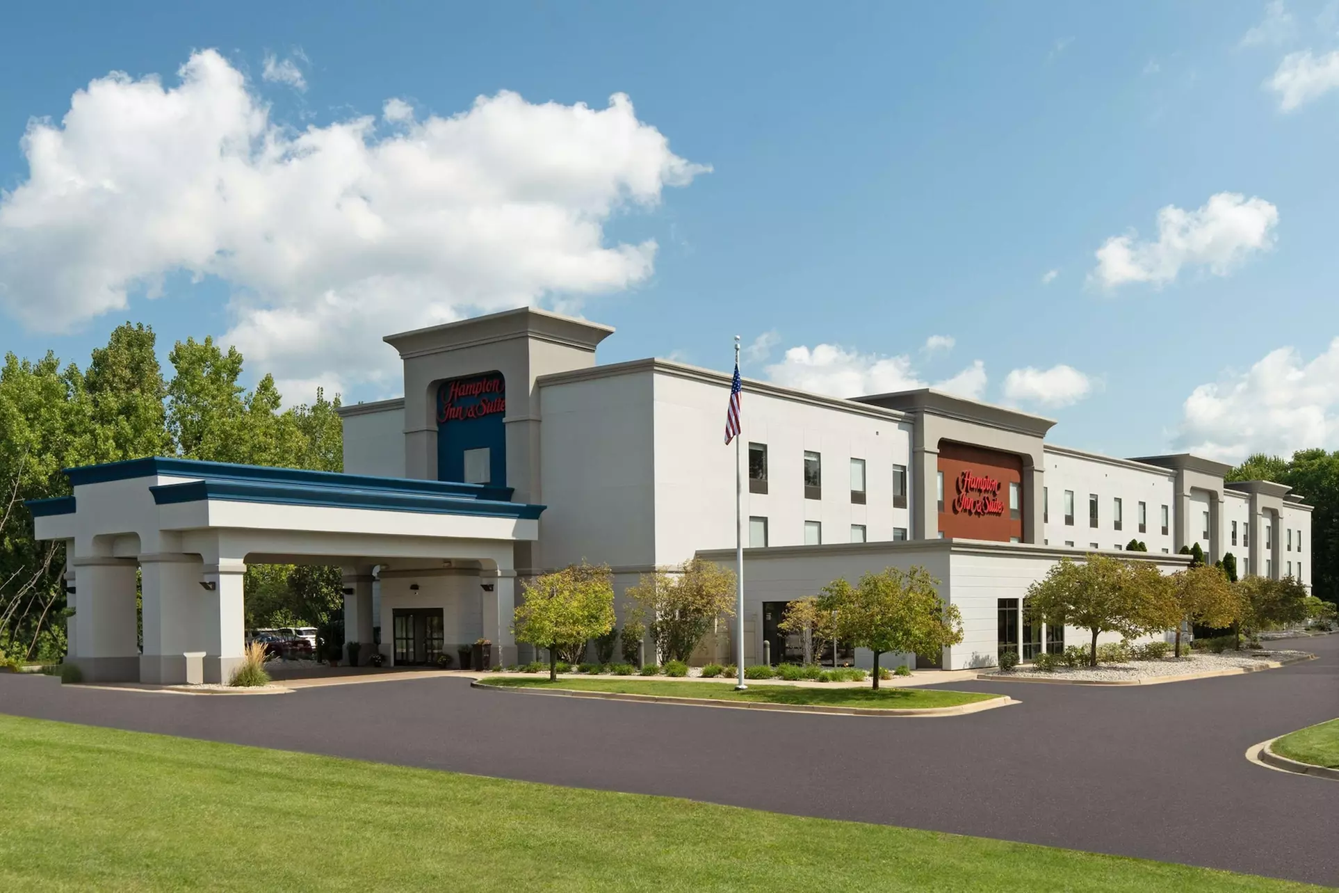 Hampton Inn & Suites Grand Rapids-Airport 28th St - Primary Image