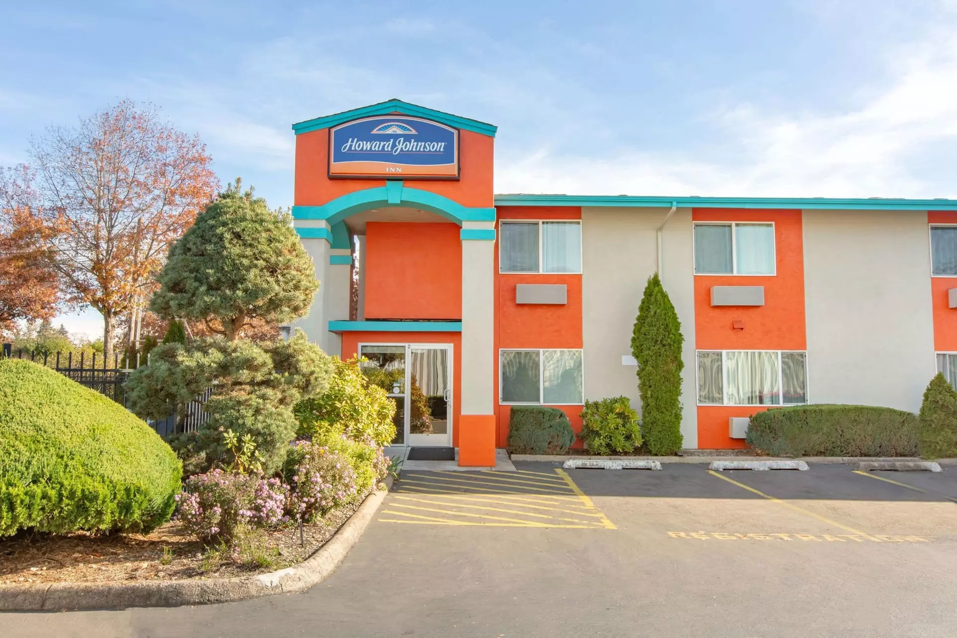 Howard Johnson by Wyndham Salem - Primary Image