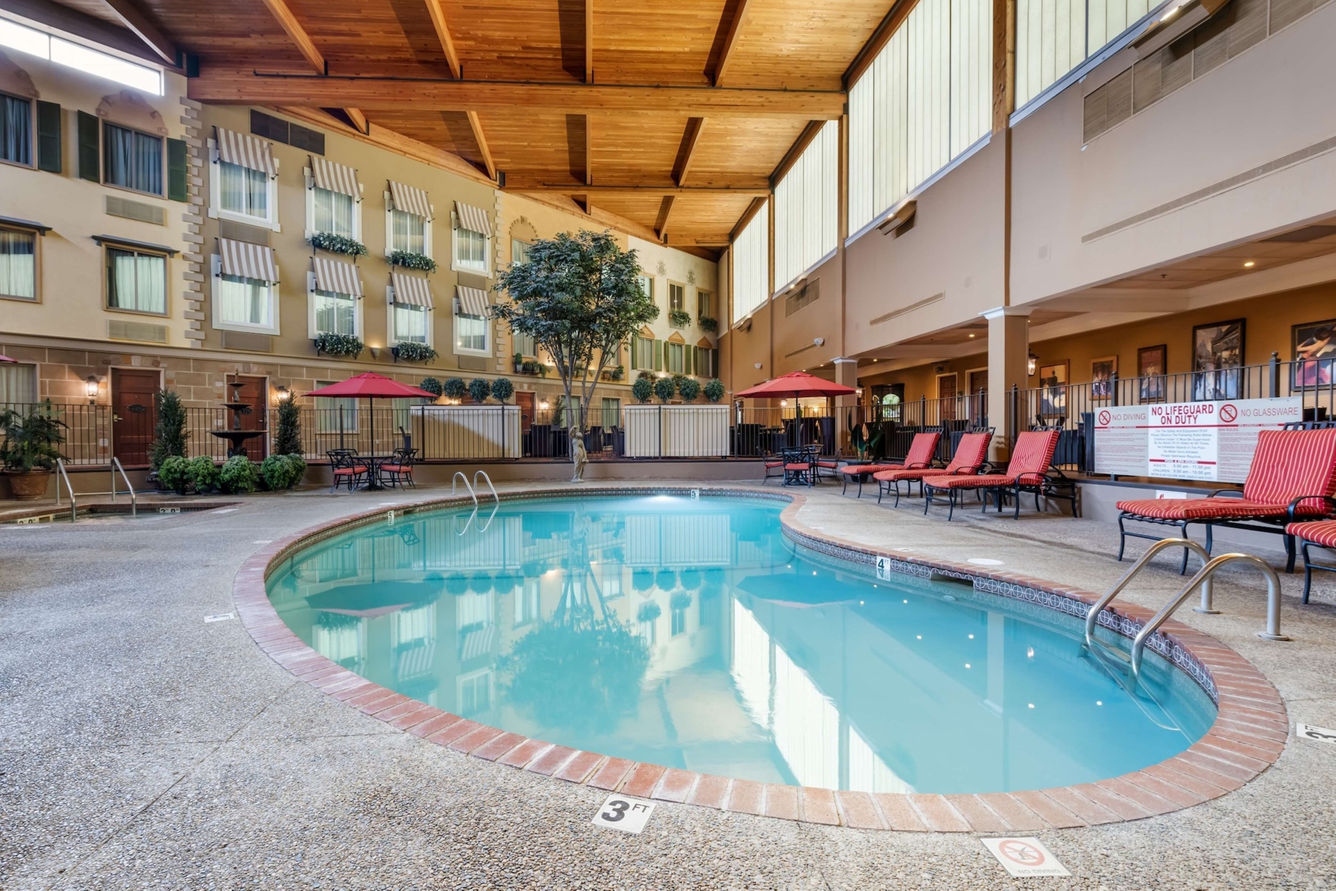 Best Western Plus White Bear Country Inn - Primary Image