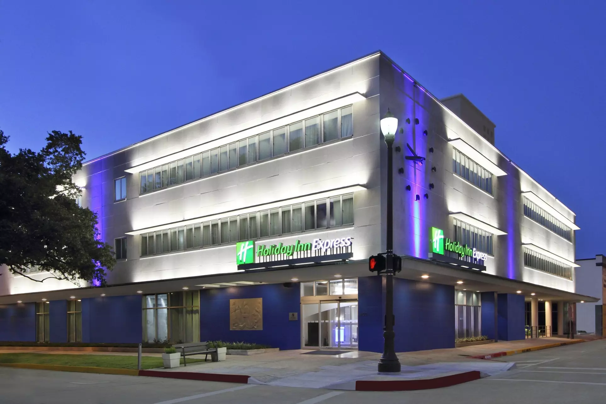 Holiday Inn Express Baton Rouge Downtown, an IHG Hotel - Primary Image