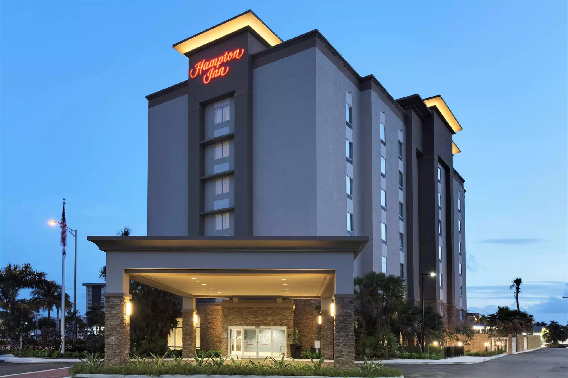 Hampton Inn Fort Lauderdale Pompano Beach - Primary Image