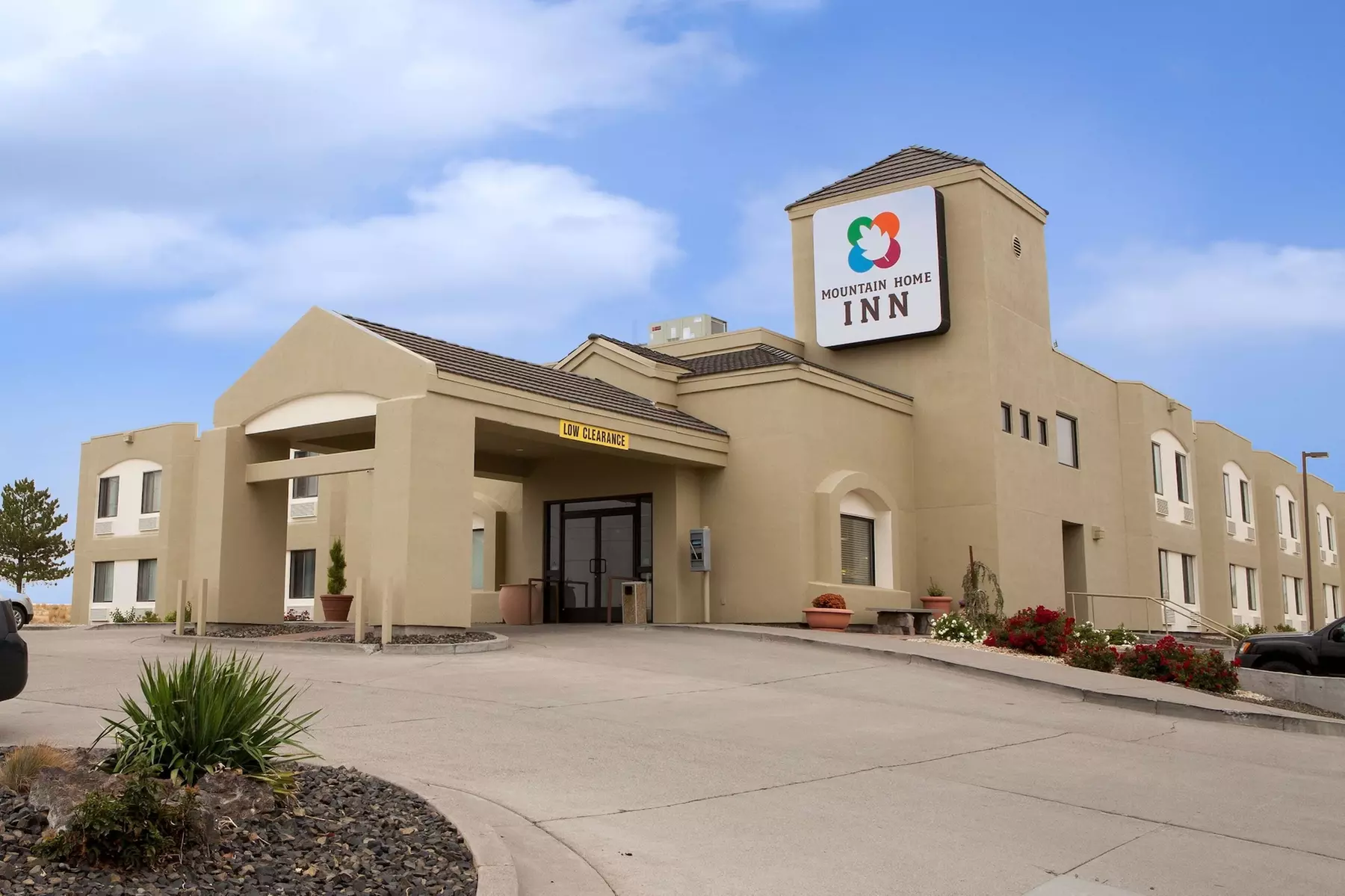 Mountain Home Inn - Primary Image