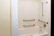 Super 8 by Wyndham Omaha Eppley Airport/Carter Lake - Second Medium