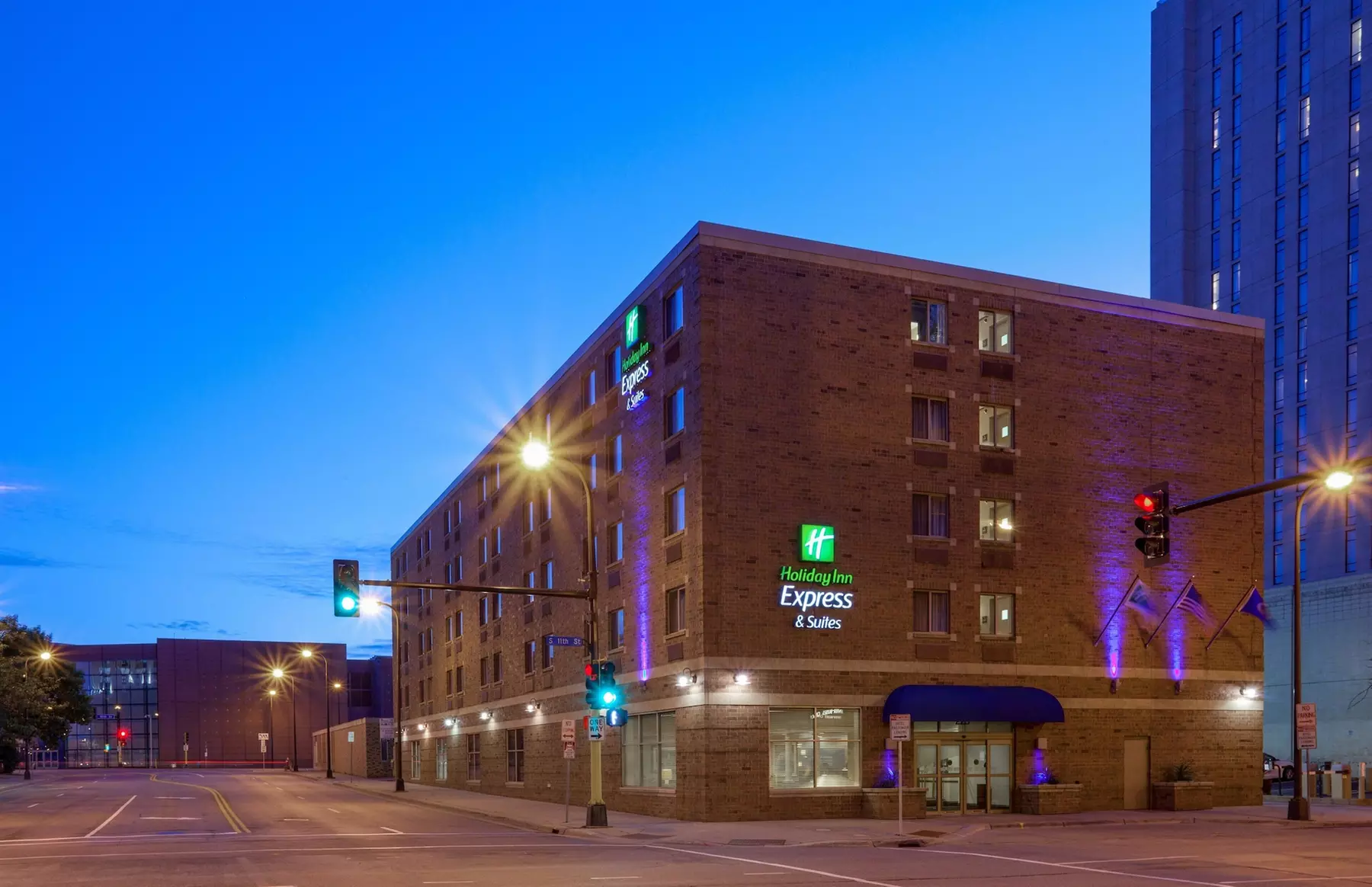 Holiday Inn Express Hotel & Suites Downtown Minneapolis by IHG - Primary Image