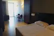 Waldorf Suite Hotel - Second Medium