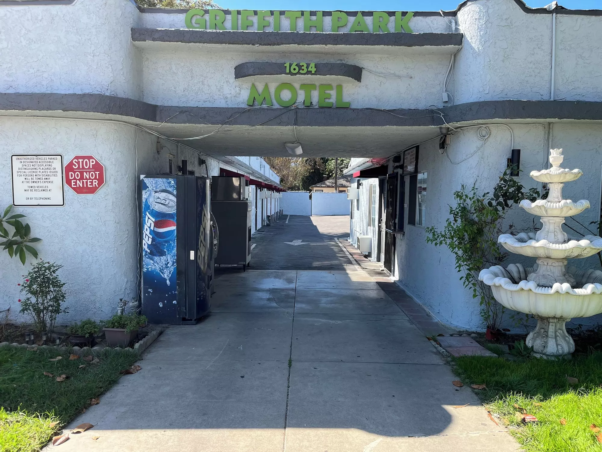 Griffith Park Motel - LA Hollywood Area - Primary Image