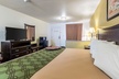 Econo Lodge Inn & Suites Searcy - Second Medium