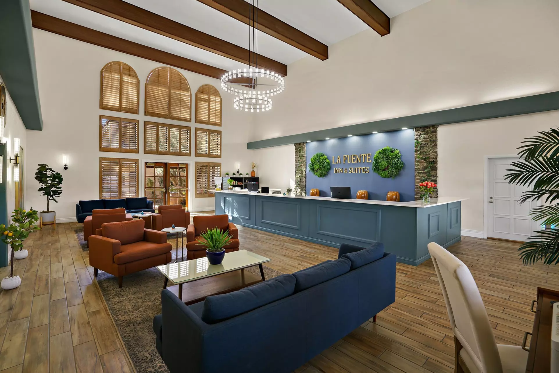 La Fuente Inn & Suites - Primary Image