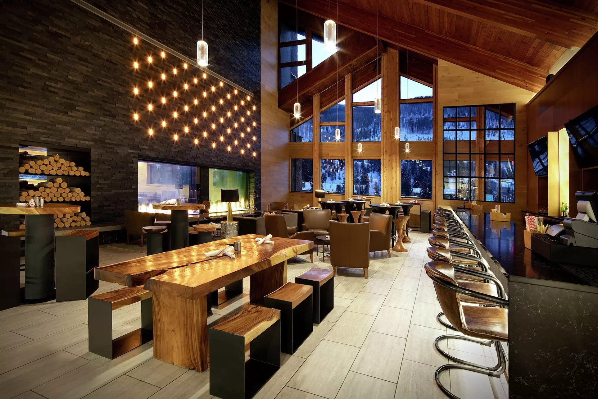 Highline Vail - a DoubleTree by Hilton - Primary Image