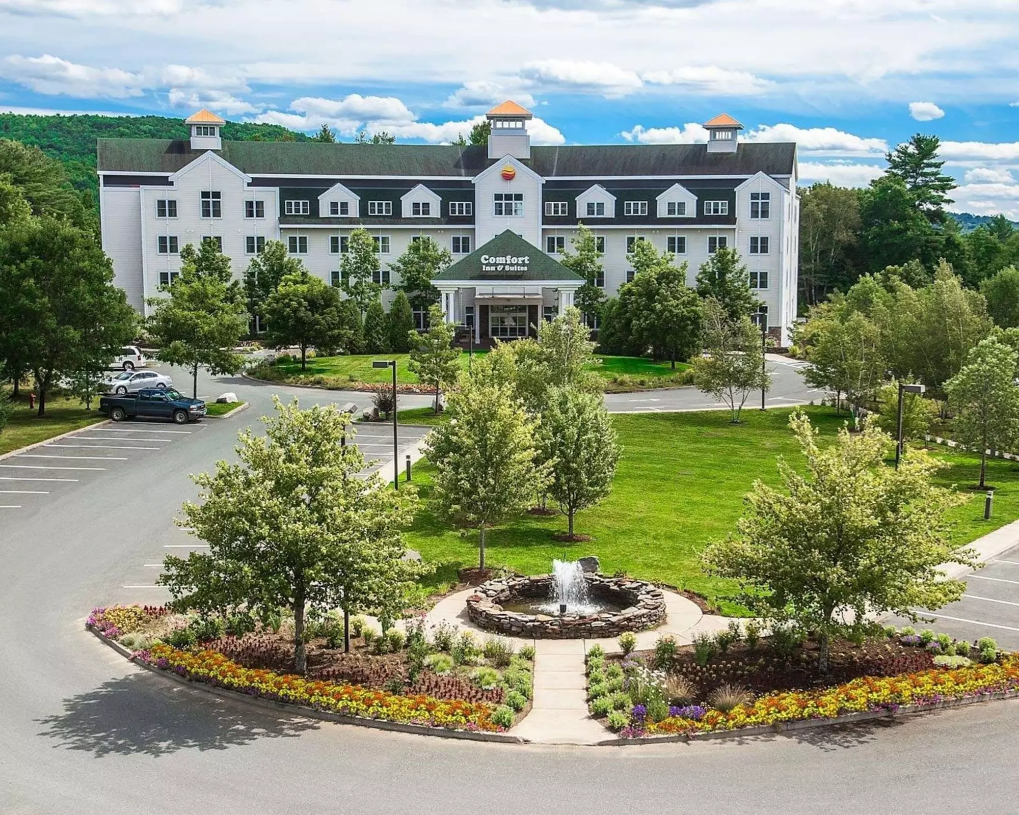 Comfort Inn & Suites Near Burke Mountain - Primary Image