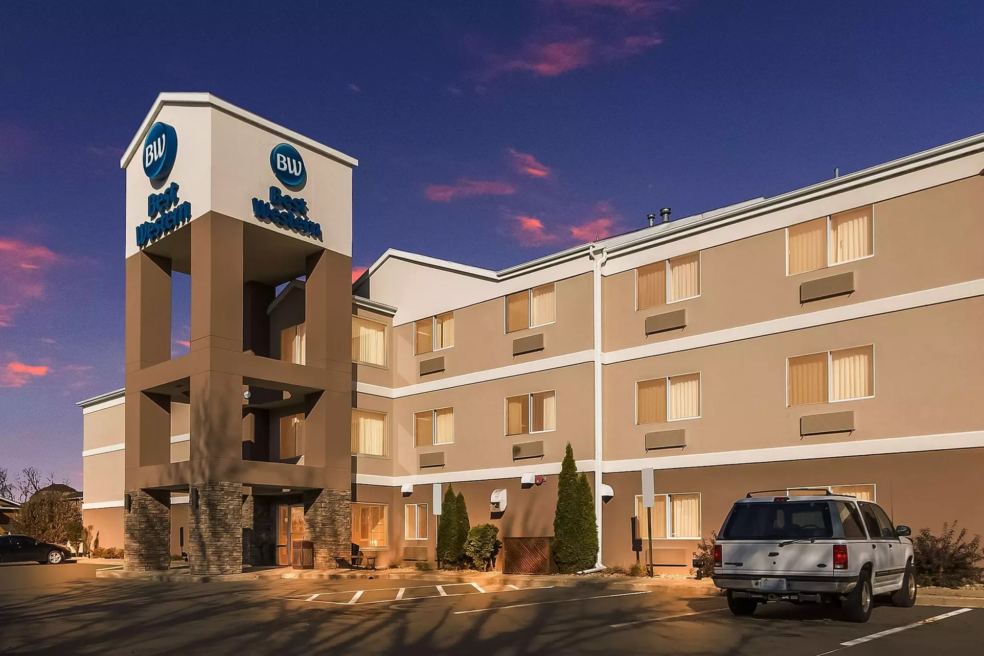 Best Western Empire Towers - Primary Image