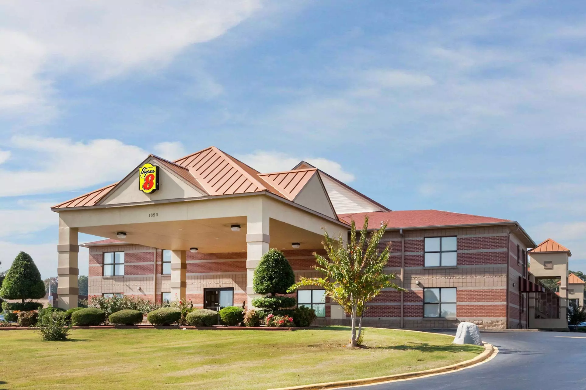 Super 8 by Wyndham Jacksonville AR - Primary Image