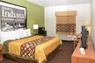 Super 8 by Wyndham Corydon - Second Medium