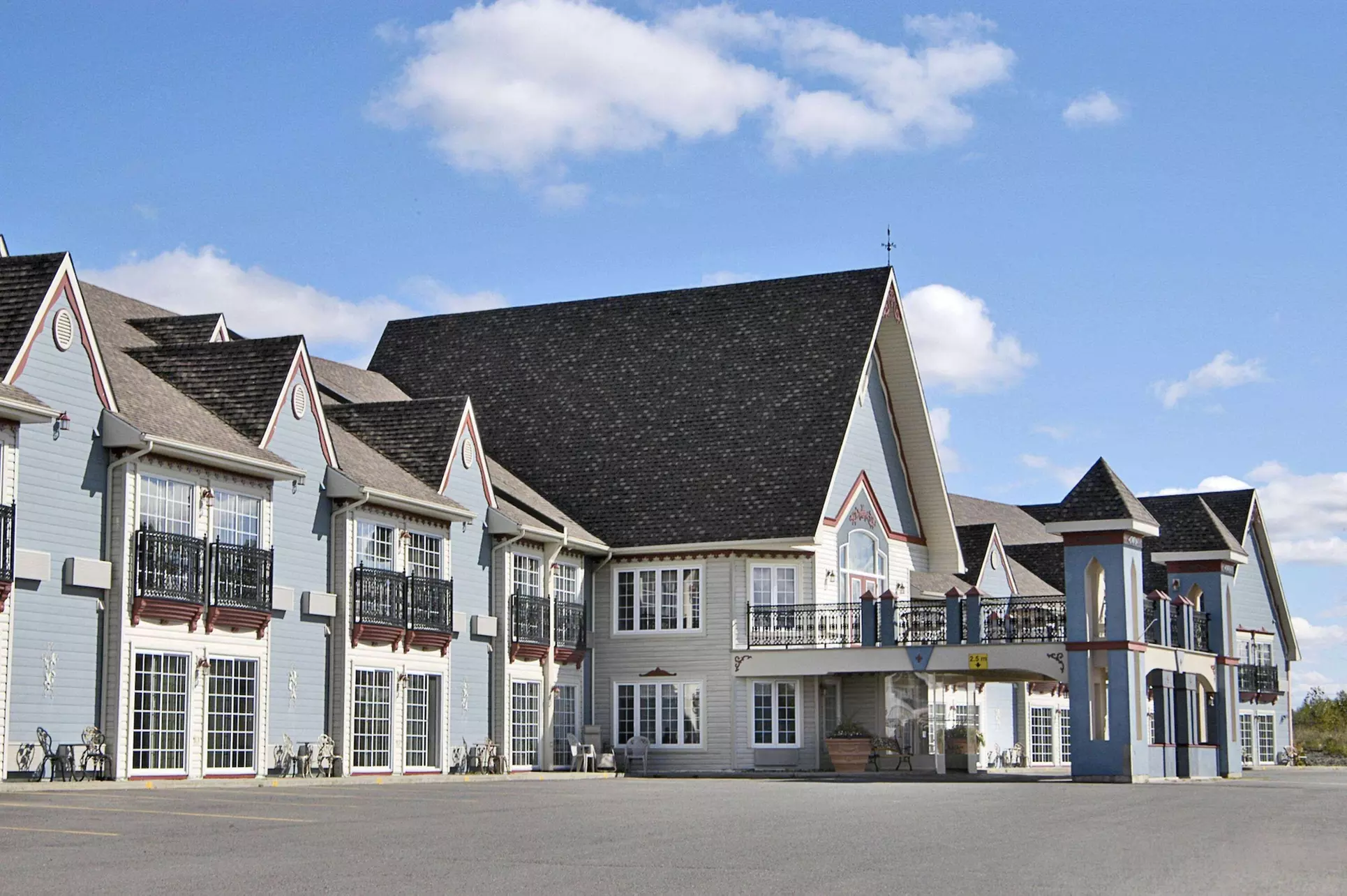 Days Inn by Wyndham Edmundston - Primary Image