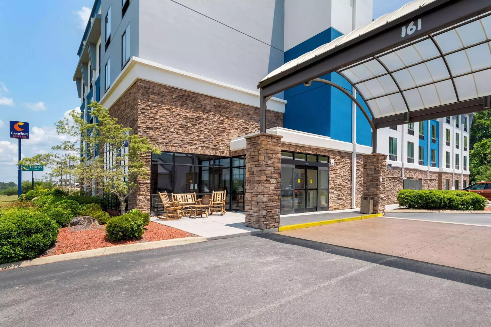 Comfort Suites Kodak Sevierville - Primary Image
