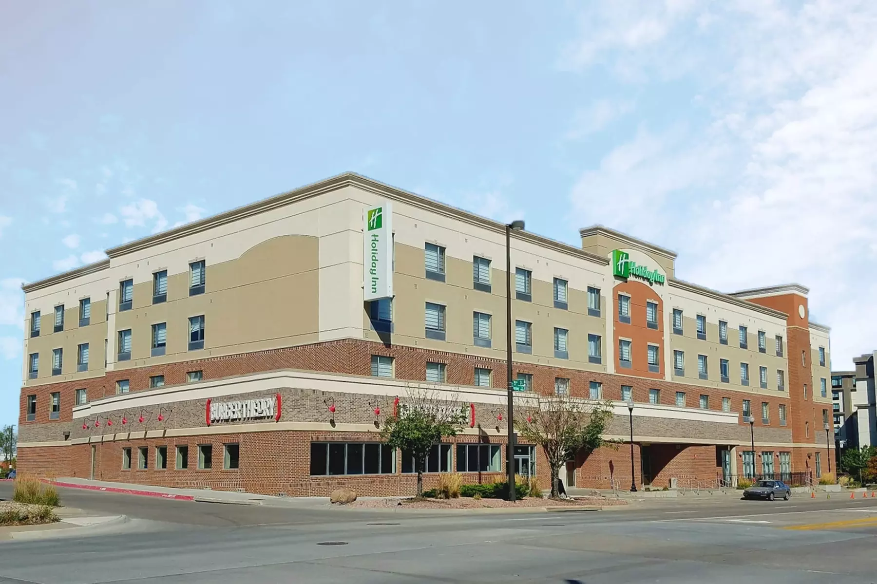 Holiday Inn Omaha Downtown - Waterpark by IHG - Primary Image