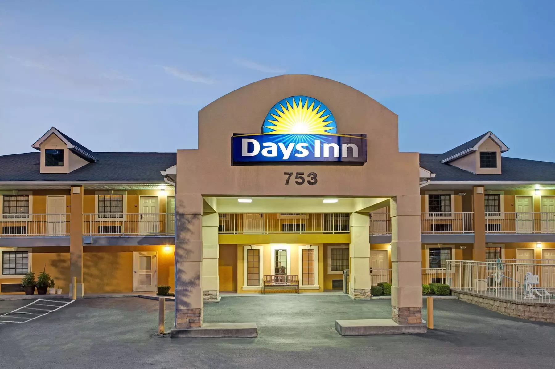 Days Inn by Wyndham Marietta White Water - Primary Image