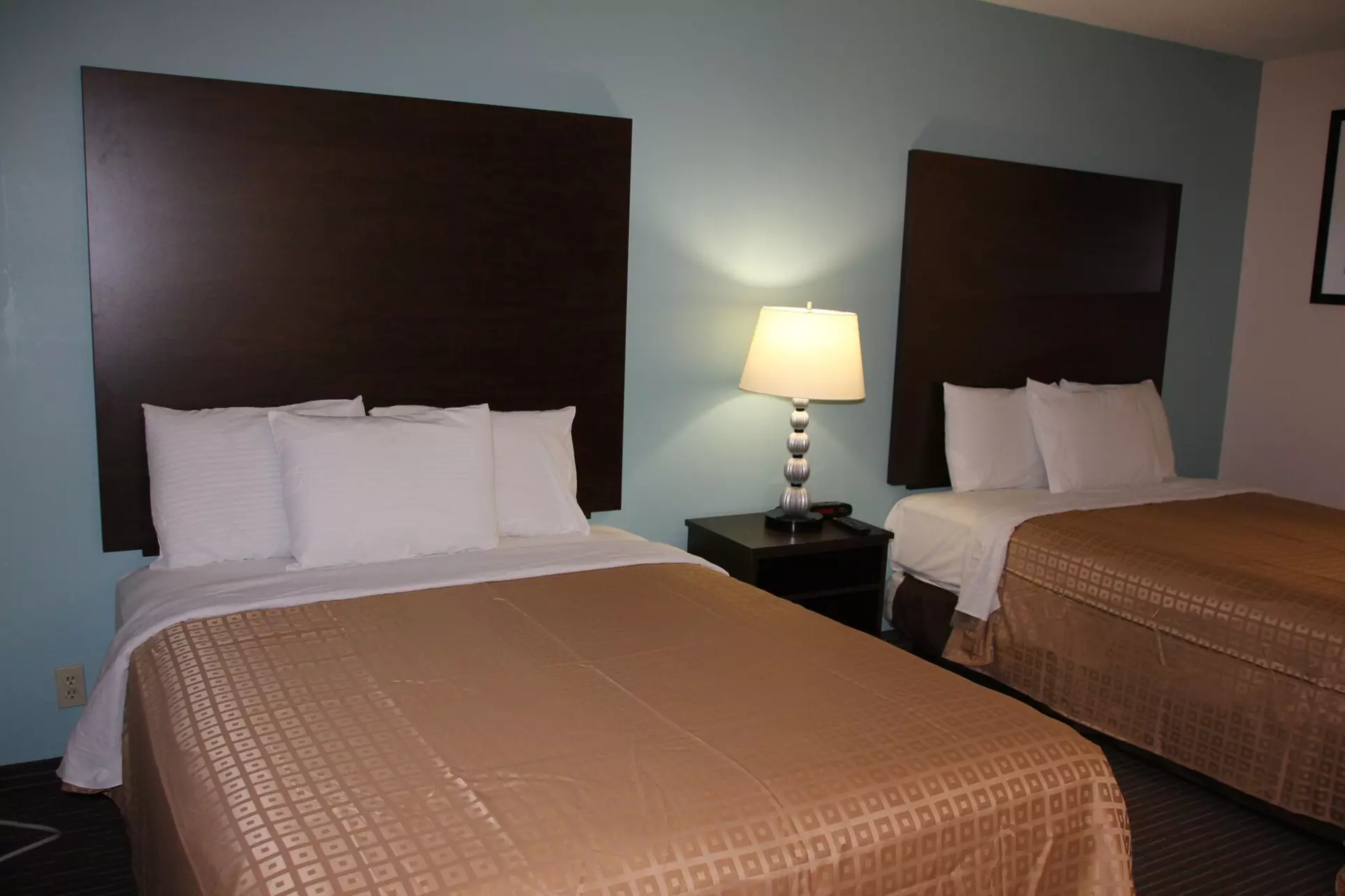 Sterling Inn Niagara Falls near IAG Airport - Primary Image