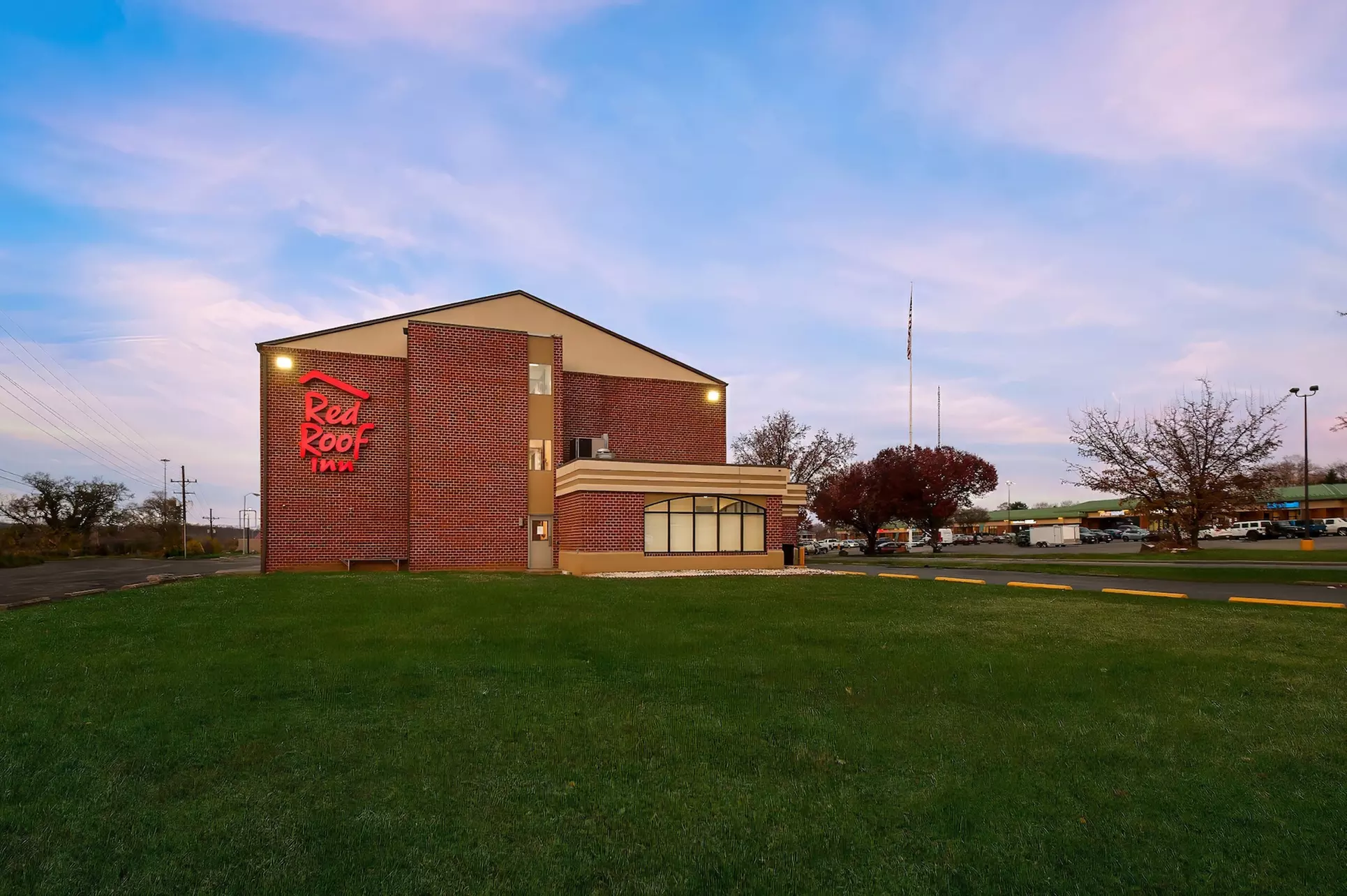 Red Roof Inn Martinsburg - Primary Image