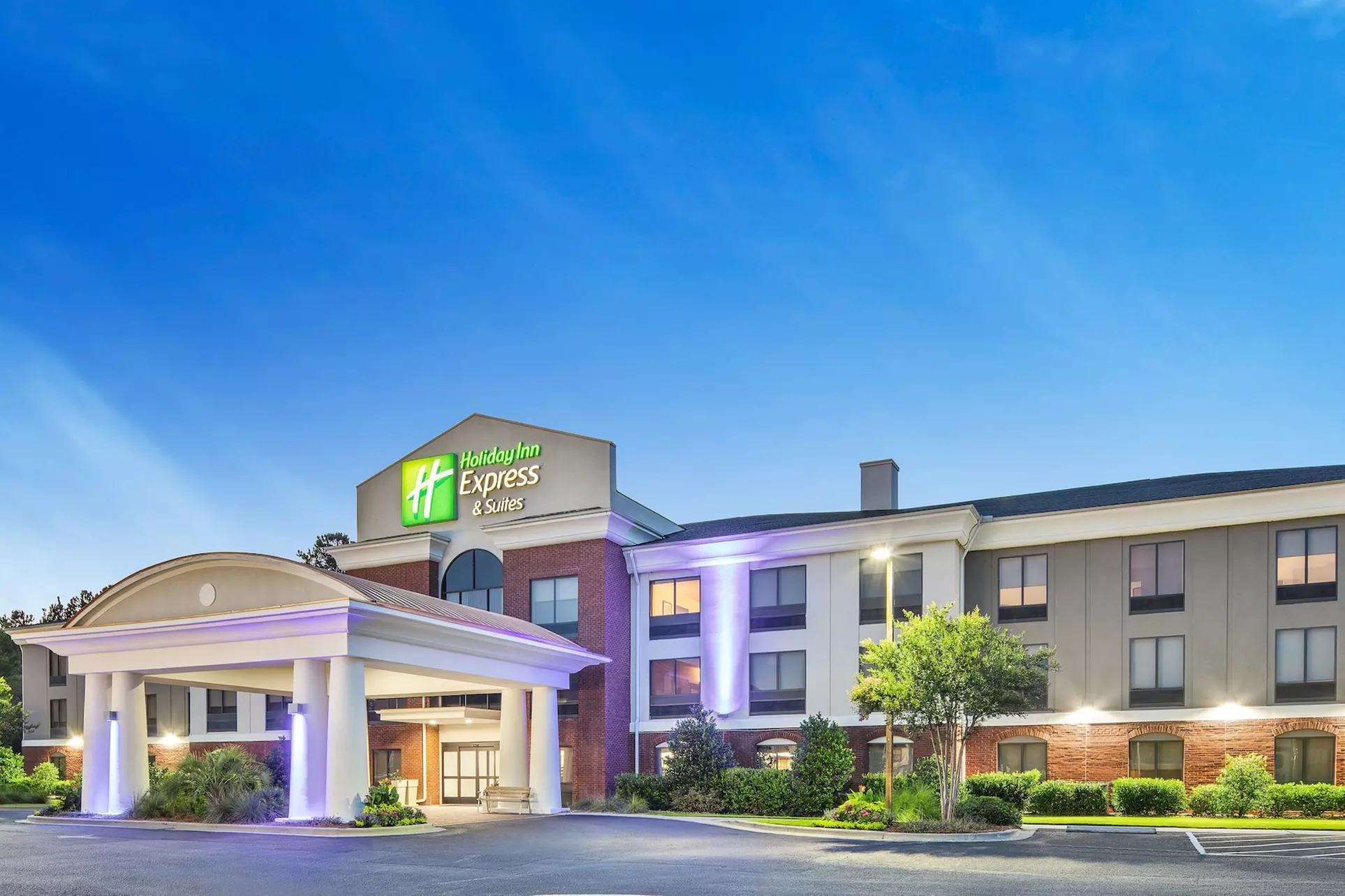 Holiday Inn Express & Suites Hardeeville - Hilton Head by IHG - Primary Image
