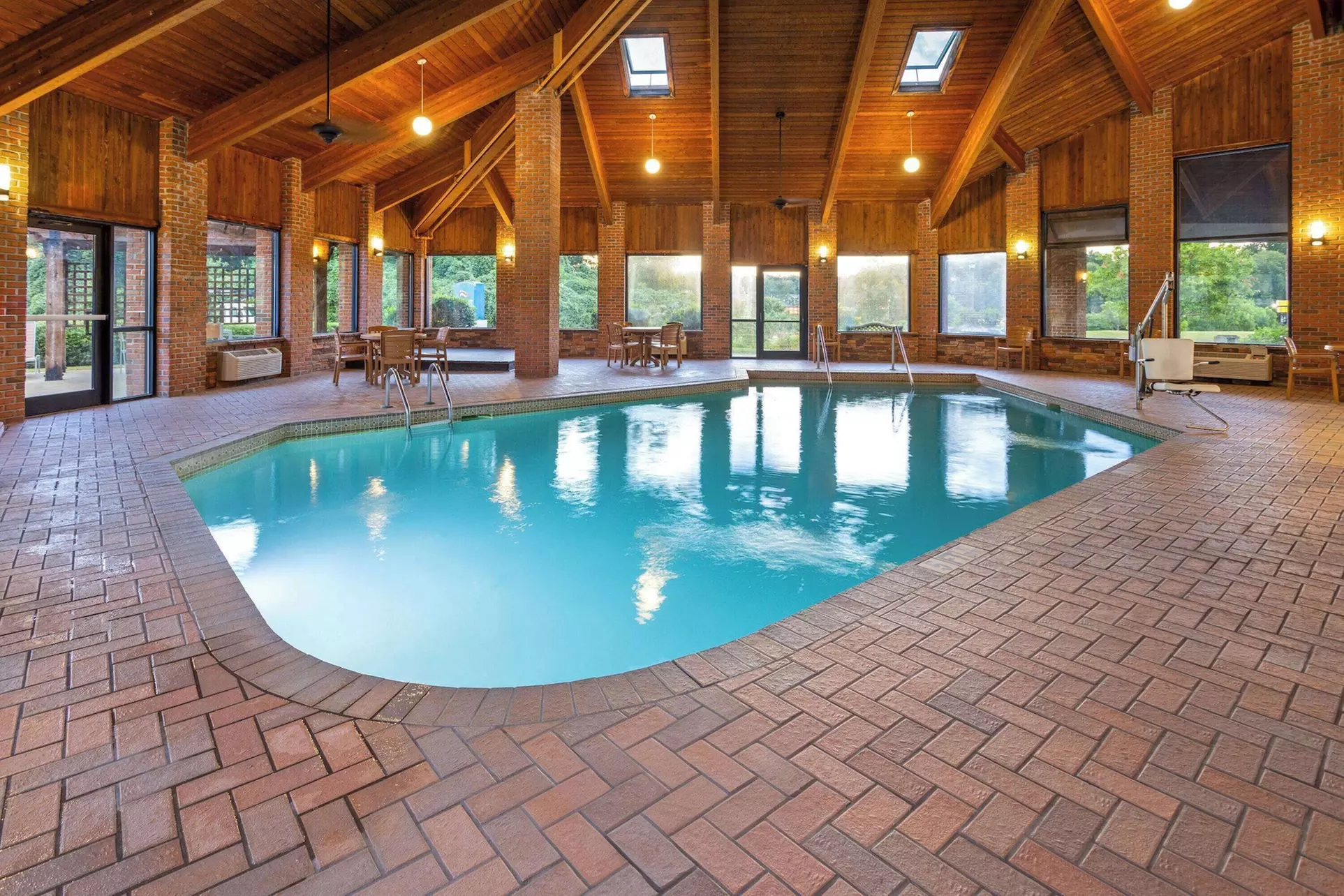Baymont by Wyndham LaGrange - Primary Image