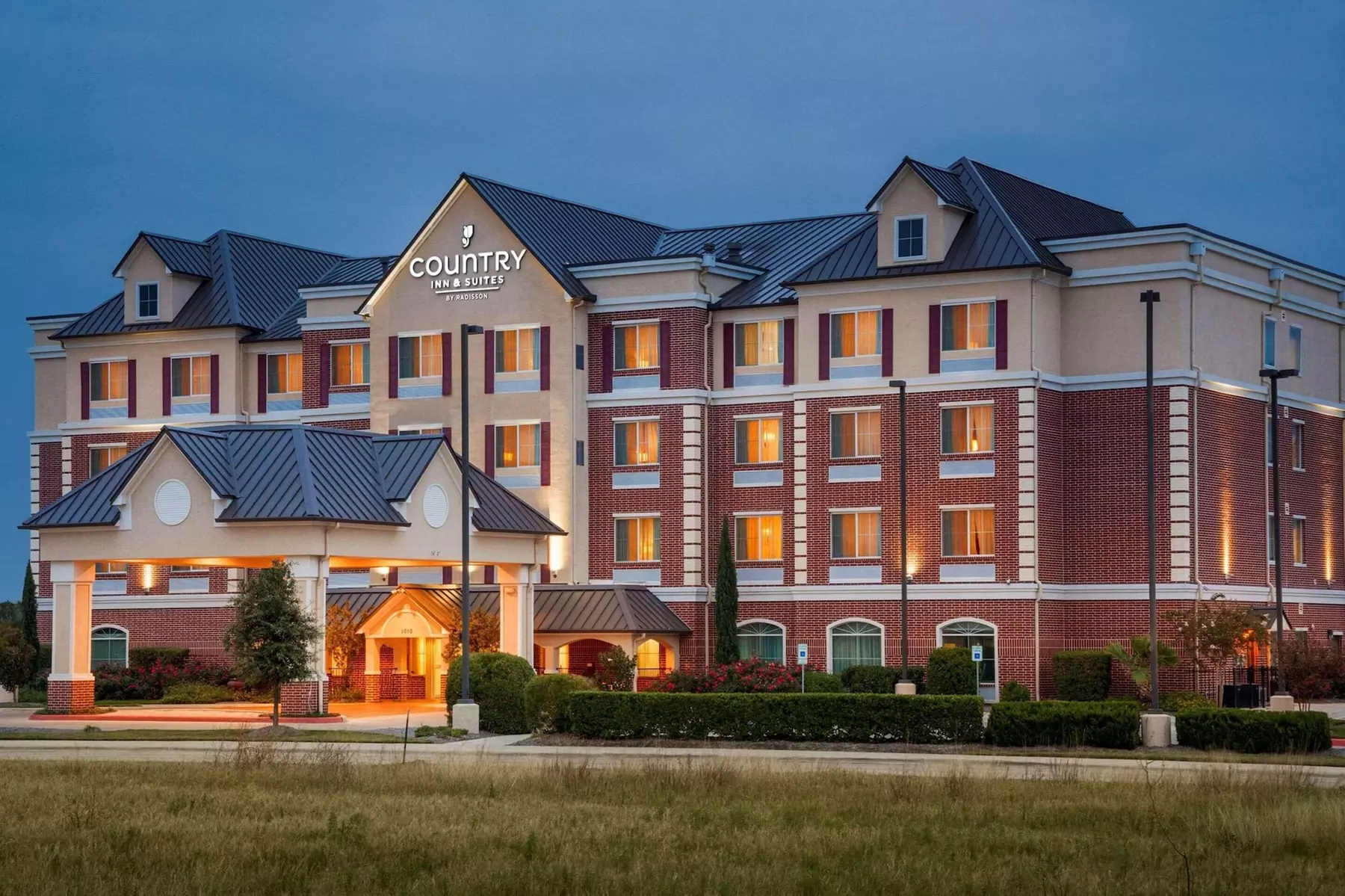 Country Inn & Suites by Radisson, College Station, TX - Primary Image