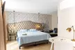 Hotel Acacia - Second Medium