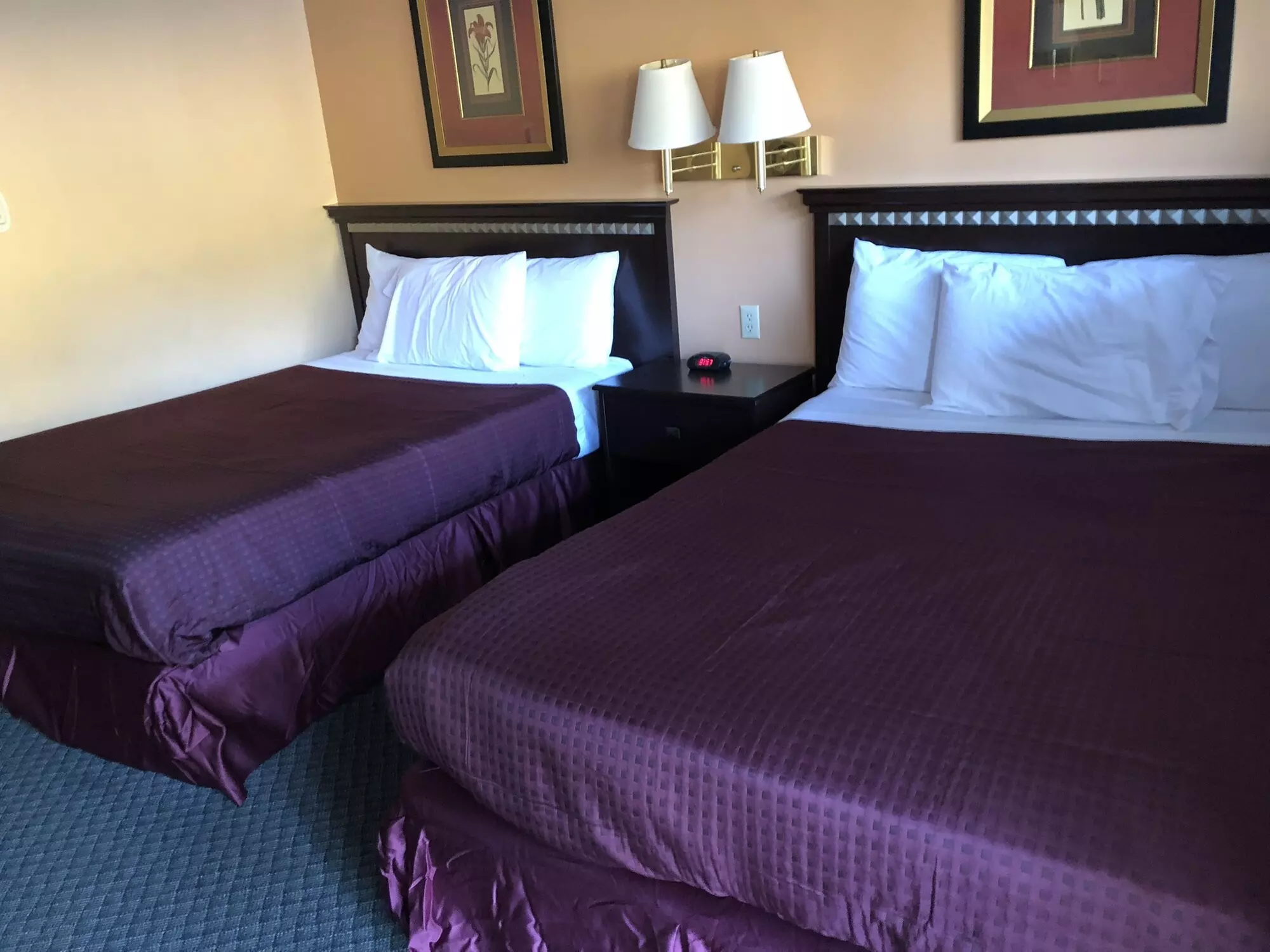 Hometown Inn Athens - Primary Image
