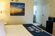 Days Inn & Suites by Wyndham Navarre - near Beaches/Hurlburt - Second Medium