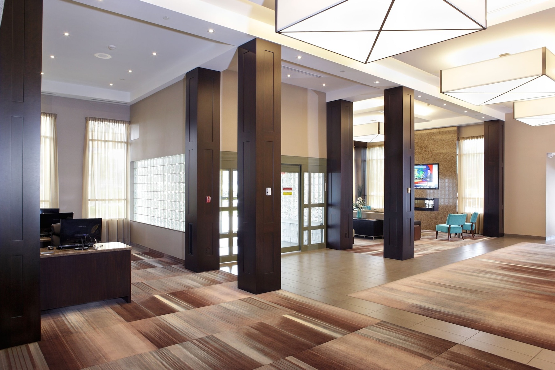 Best Western Plus Lamplighter Inn & Conference Centre